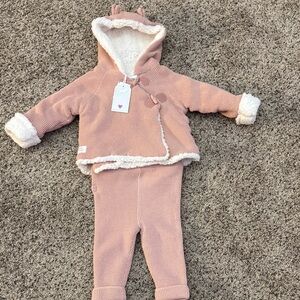 Rock a bye baby boutique. Cozy Pink Baby Outfit with Hood